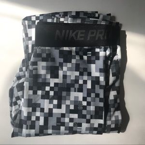 Nike Pro Dri-Fit Leggings